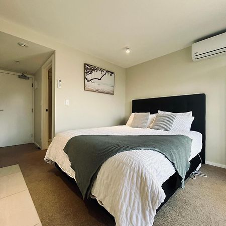 Queenstown Studio - 5Mins To Airport - Aircond - Free Wifi - Walk To Centre Екстер'єр фото